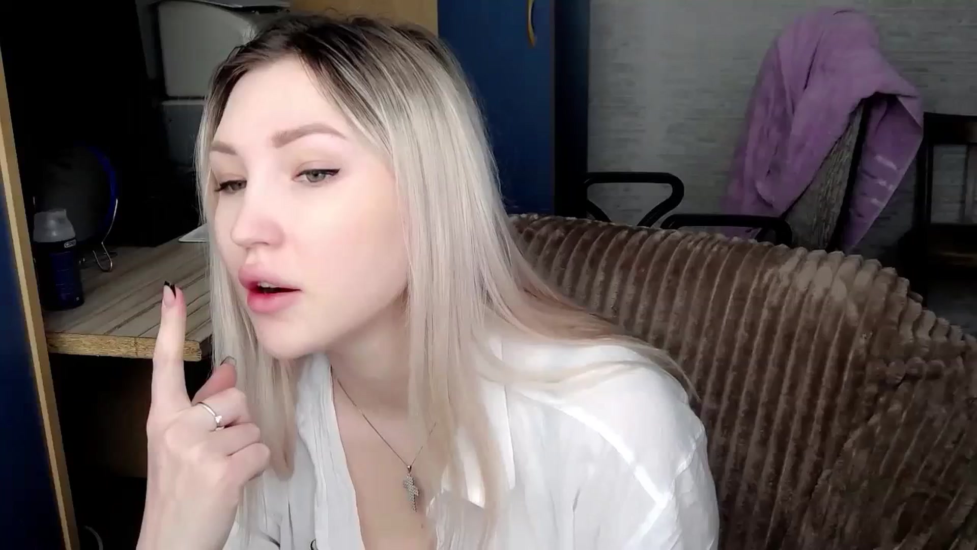 Gallery image thumbnail from Ashley_cutie_'s myfreecams stream on, 03/11/2024, 05:44 image 1 of 20