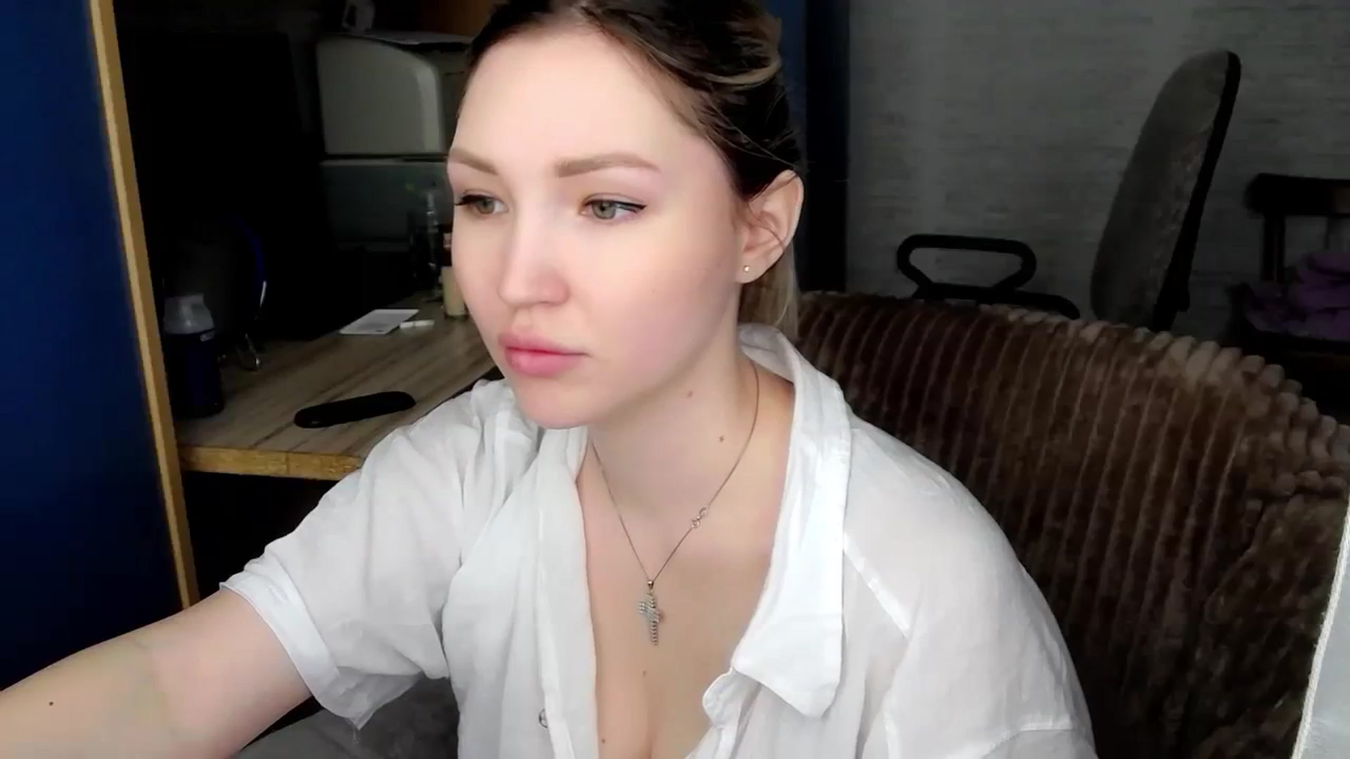 Gallery image thumbnail from Ashley_cutie_'s myfreecams stream on, 03/11/2024, 06:38 image 8 of 20