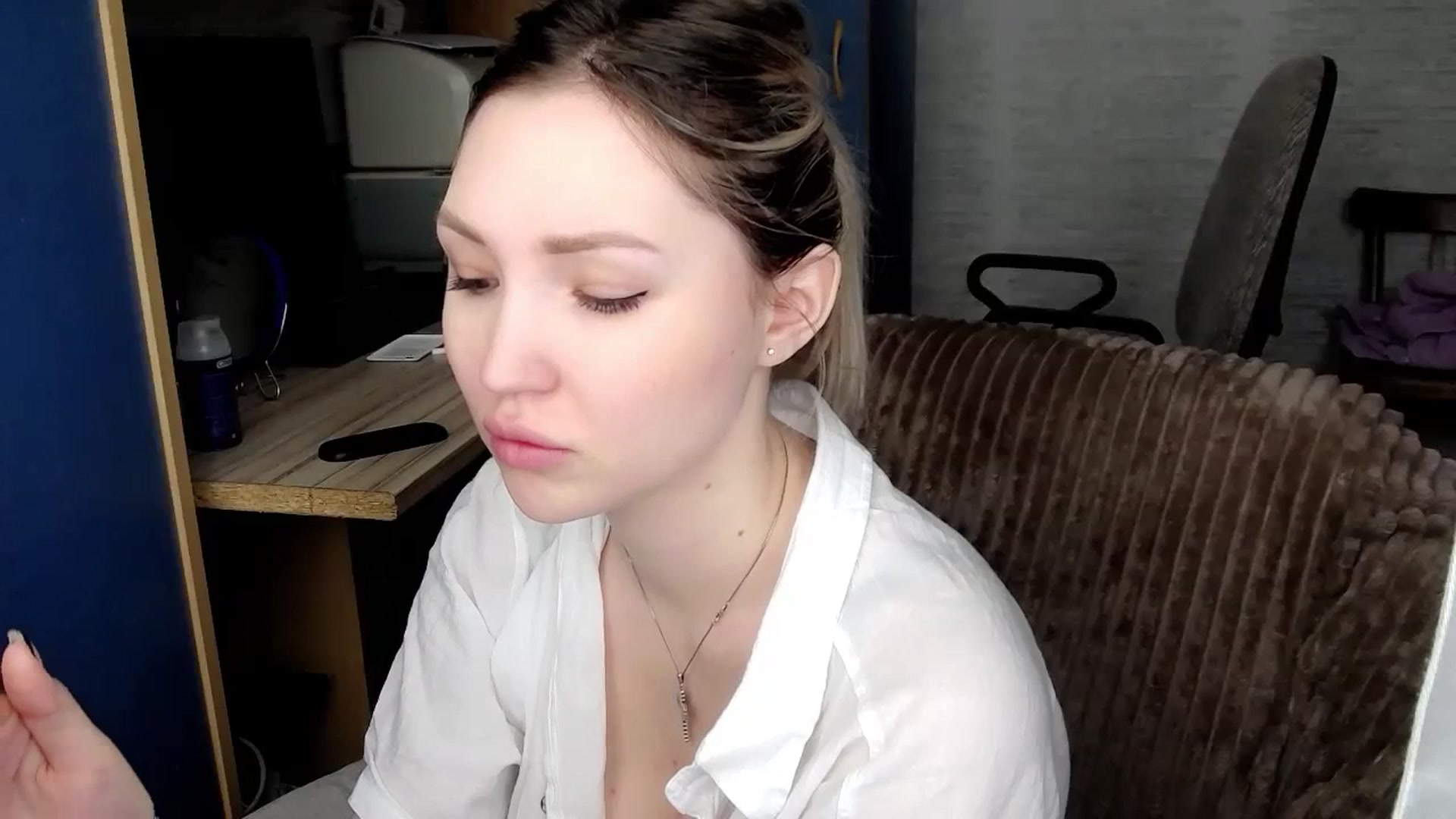 Gallery image thumbnail from Ashley_cutie_'s myfreecams stream on, 03/11/2024, 06:38 image 11 of 20