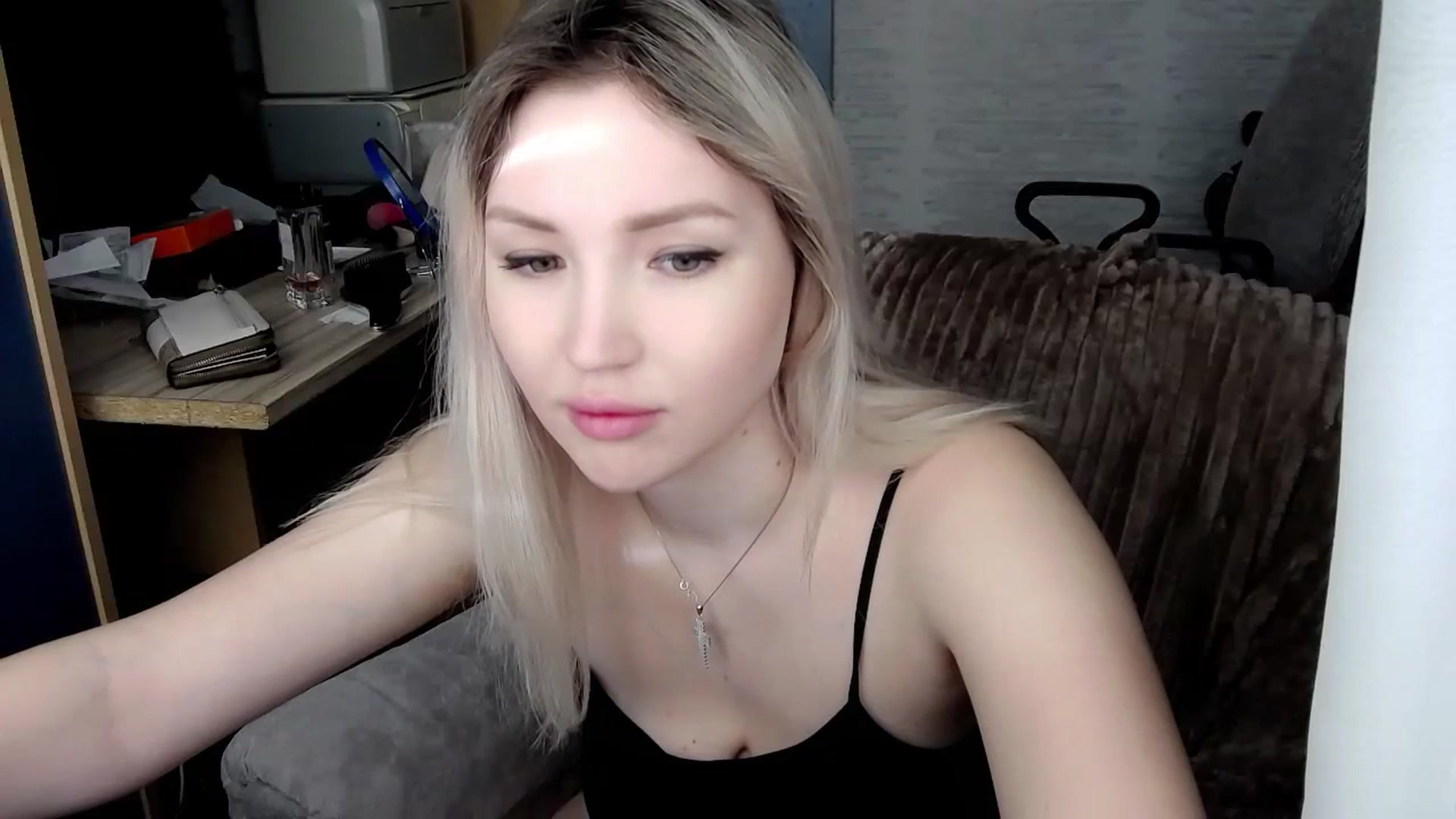 Gallery image thumbnail from Ashley_cutie_'s myfreecams stream on, 03/13/2024, 05:30 image 11 of 20