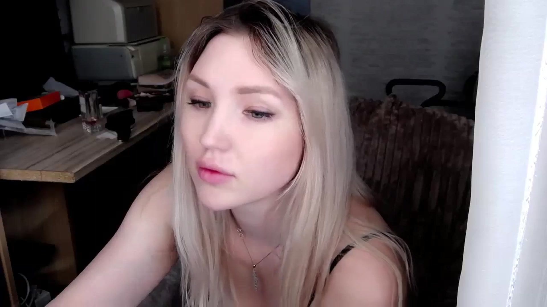 Gallery image thumbnail from Ashley_cutie_'s myfreecams stream on, 03/13/2024, 08:45 image 14 of 20