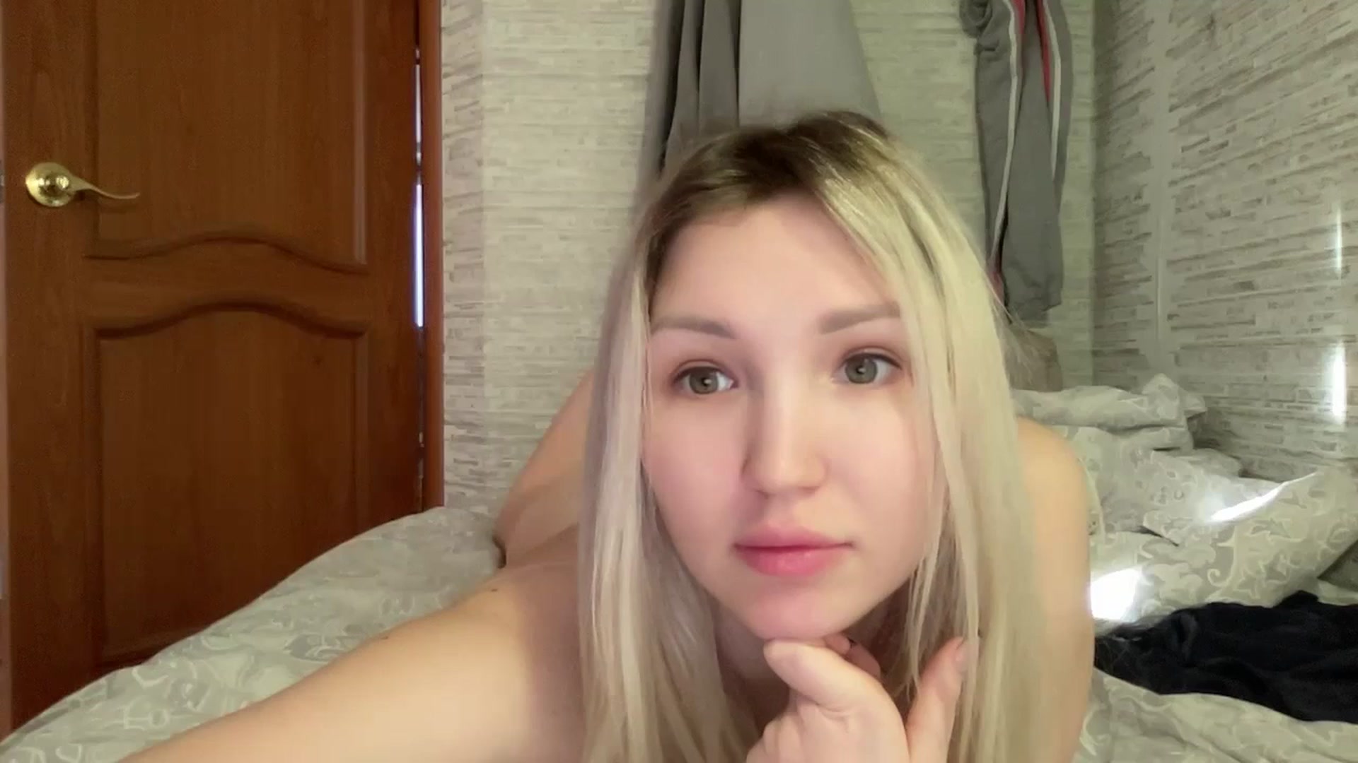 Gallery image thumbnail from Ashley_cutie_'s myfreecams stream on, 03/14/2024, 09:00 image 7 of 20