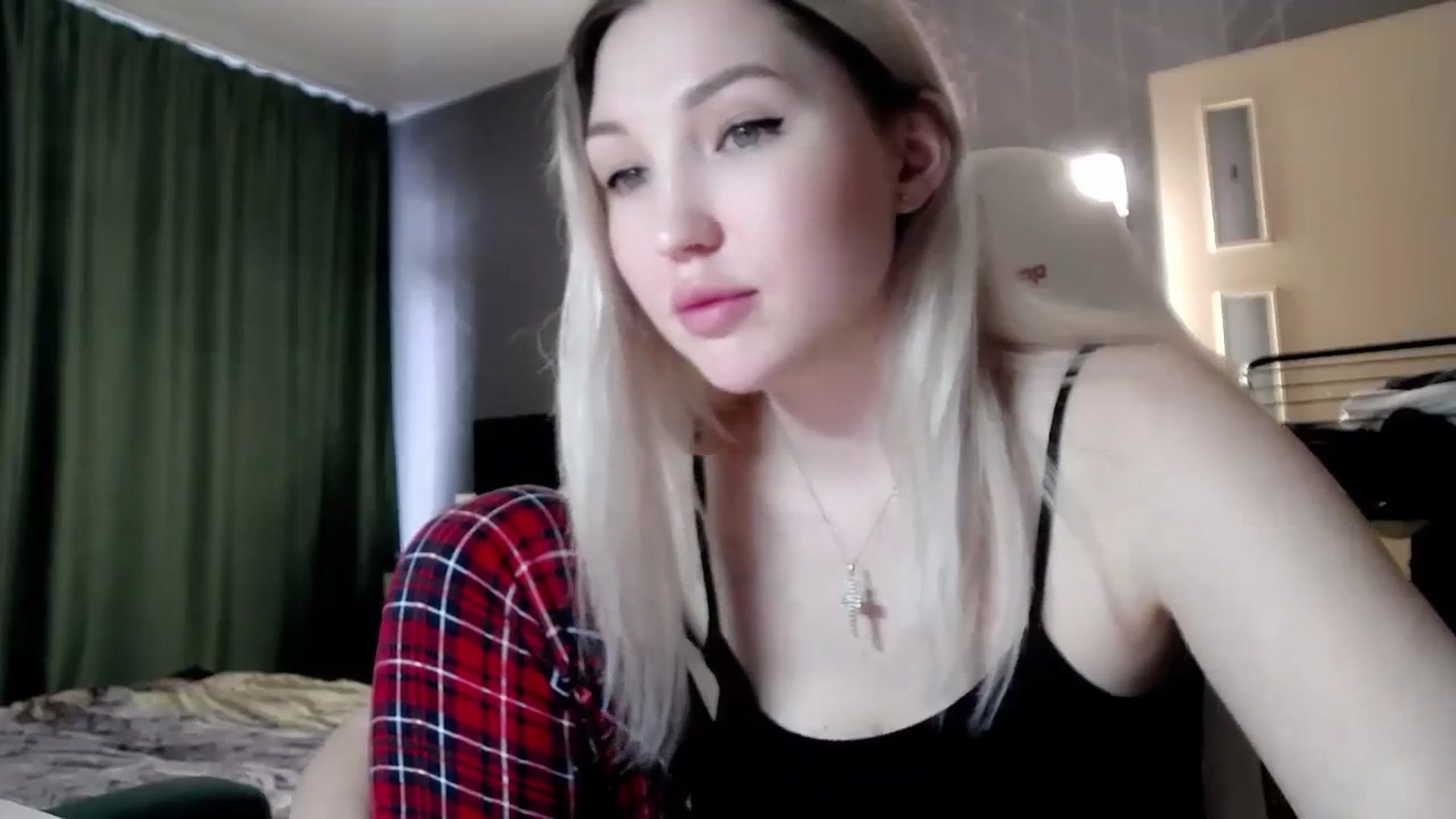 Gallery image thumbnail from Ashley_cutie_'s myfreecams stream on, 04/10/2024, 10:36 image 7 of 20