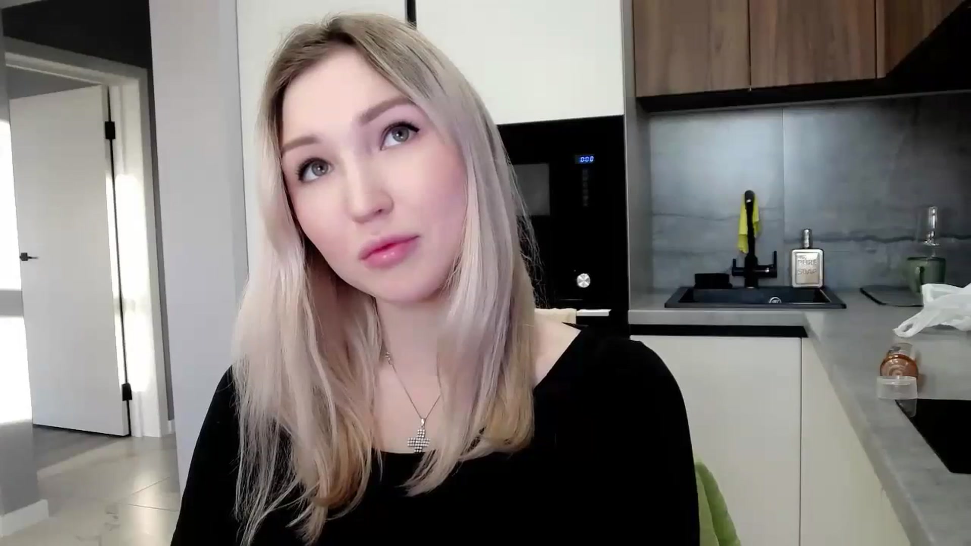Gallery image thumbnail from Ashley_cutie_'s myfreecams stream on, 04/14/2024, 12:41 image 20 of 20