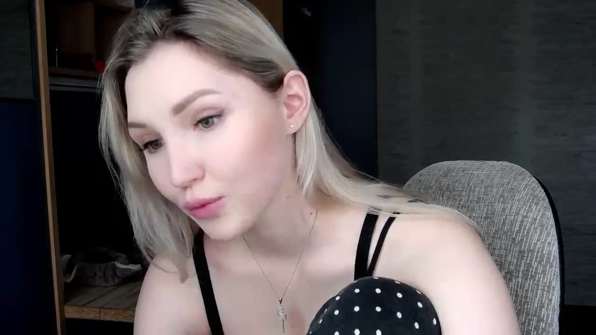 Gallery image thumbnail from Ashley_cutie_'s myfreecams stream on, 04/27/2024, 09:12 image 15 of 20