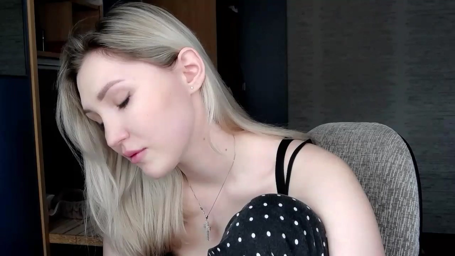 Gallery image thumbnail from Ashley_cutie_'s myfreecams stream on, 04/27/2024, 09:12 image 13 of 20
