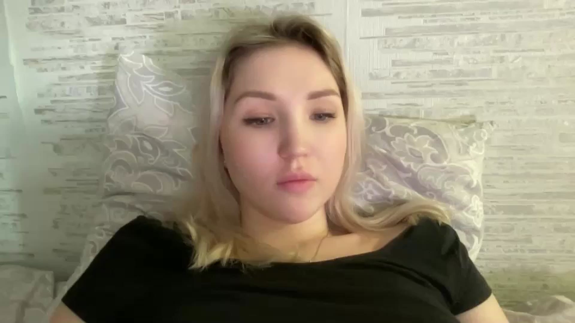 Gallery image thumbnail from Ashley_cutie_'s myfreecams stream on, 05/07/2024, 08:49 image 15 of 20