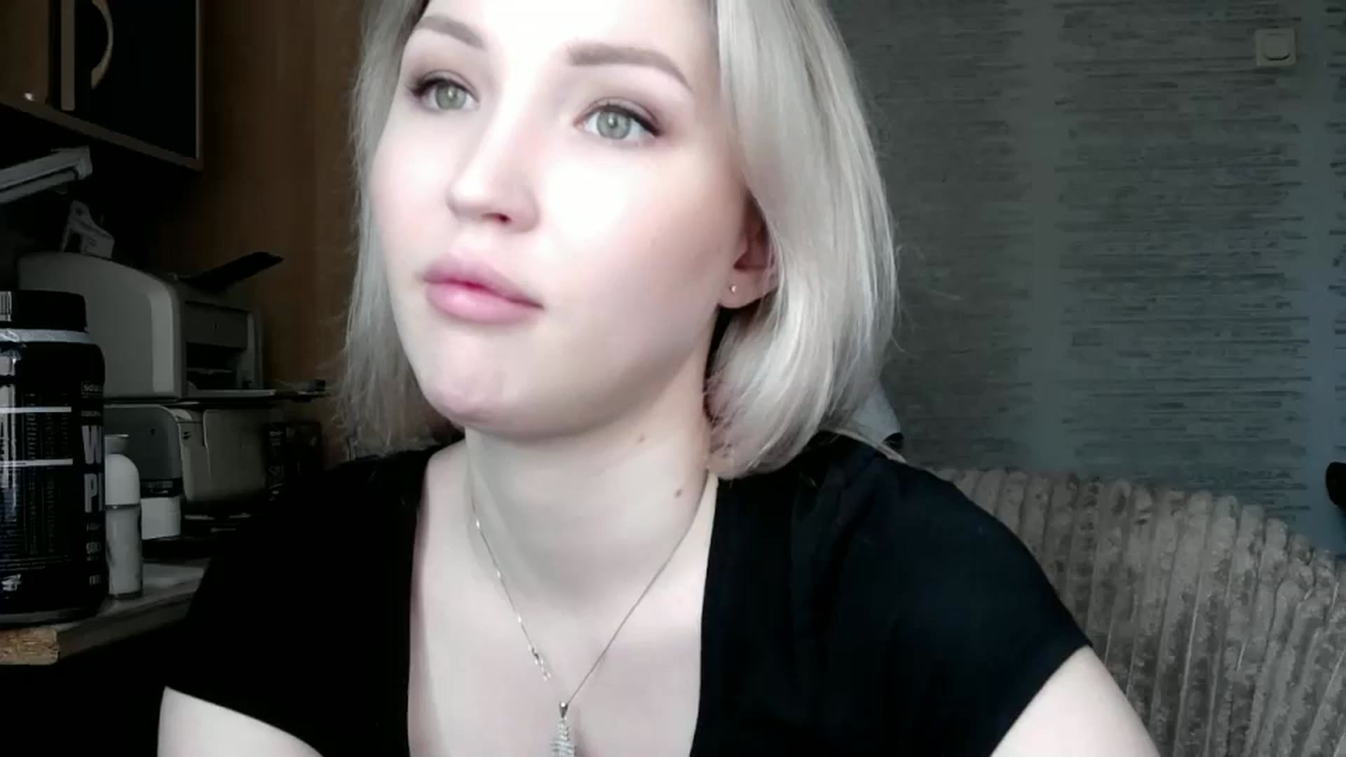 Gallery image thumbnail from Ashley_cutie_'s myfreecams stream on, 05/09/2024, 09:50 image 15 of 20