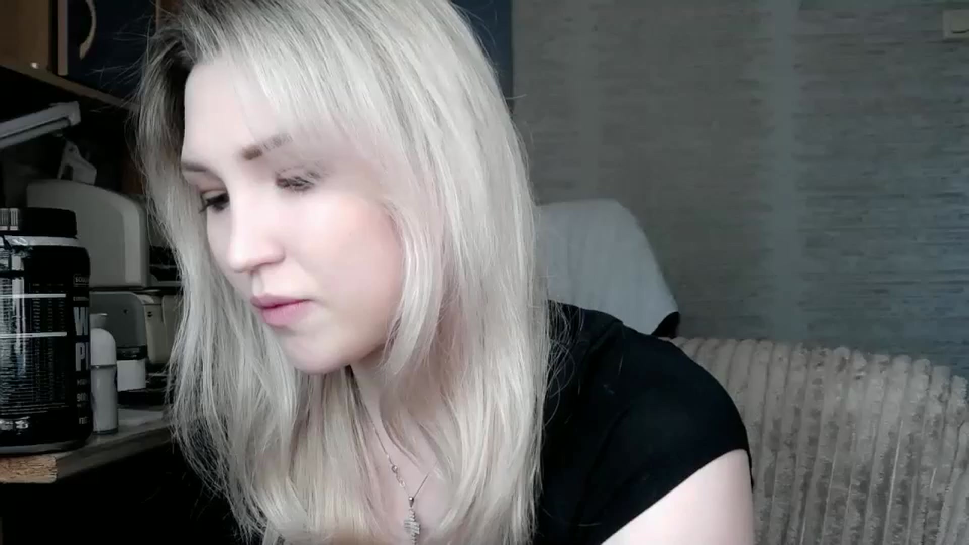 Gallery image thumbnail from Ashley_cutie_'s myfreecams stream on, 05/09/2024, 09:50 image 19 of 20