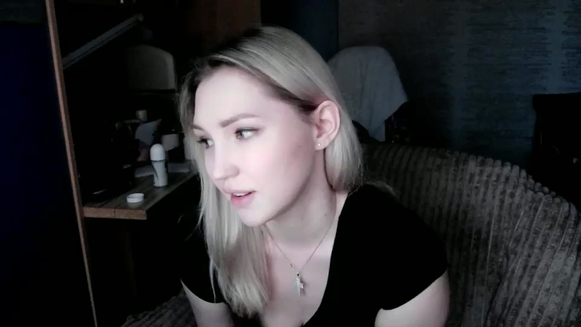 Gallery image thumbnail from Ashley_cutie_'s myfreecams stream on, 05/09/2024, 11:11 image 15 of 20
