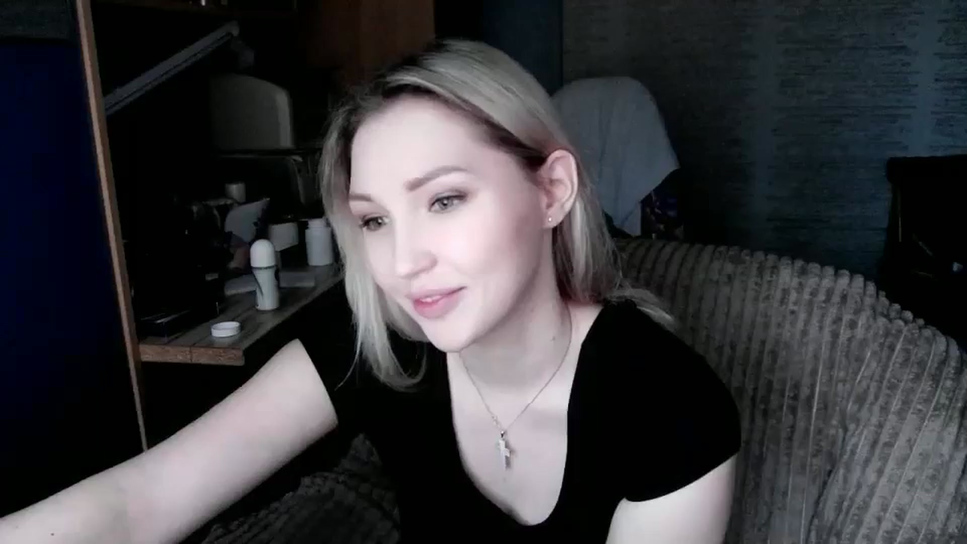 Gallery image thumbnail from Ashley_cutie_'s myfreecams stream on, 05/09/2024, 11:11 image 10 of 20