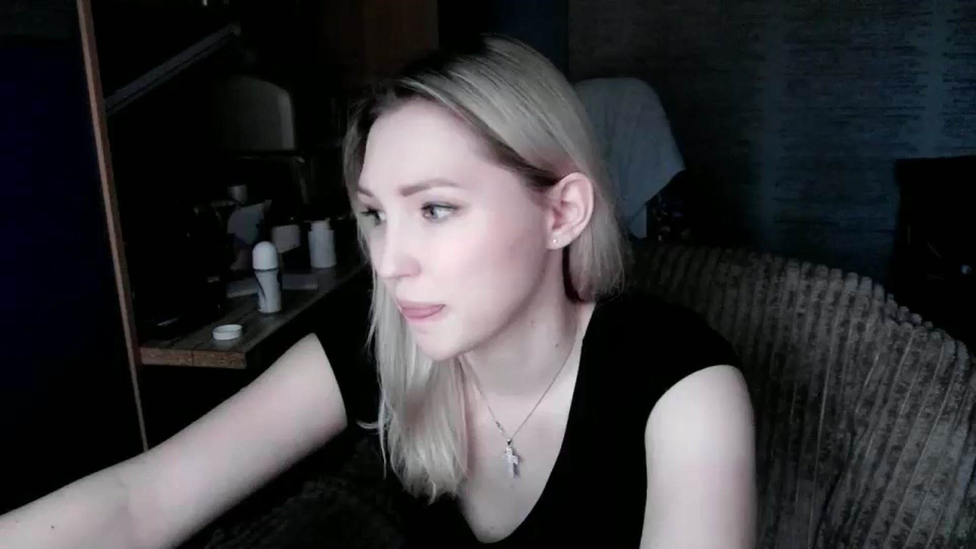 Gallery image thumbnail from Ashley_cutie_'s myfreecams stream on, 05/09/2024, 11:11 image 14 of 20