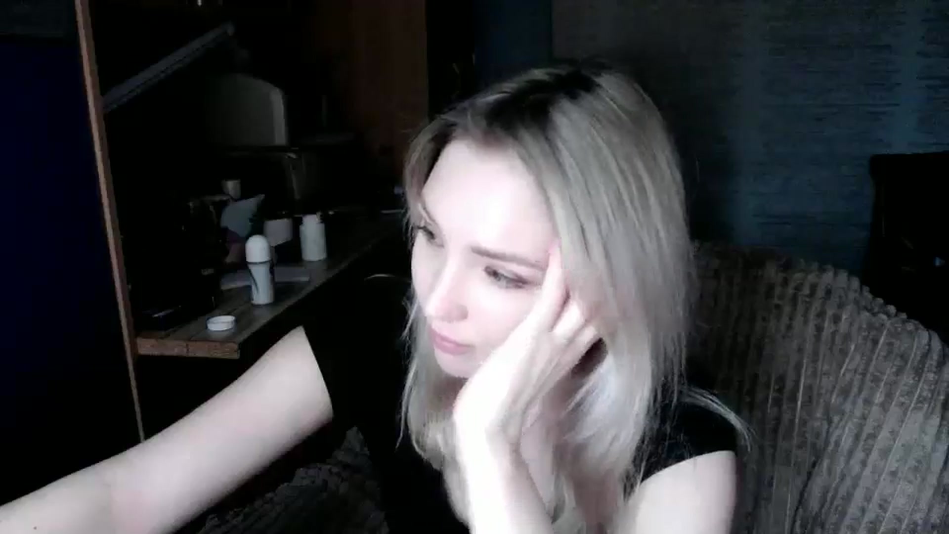 Gallery image thumbnail from Ashley_cutie_'s myfreecams stream on, 05/09/2024, 11:11 image 19 of 20