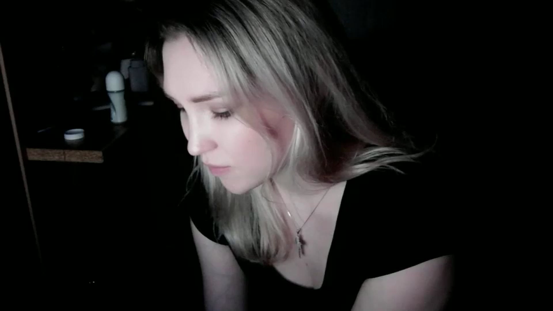 Gallery image thumbnail from Ashley_cutie_'s myfreecams stream on, 05/09/2024, 12:23 image 5 of 20