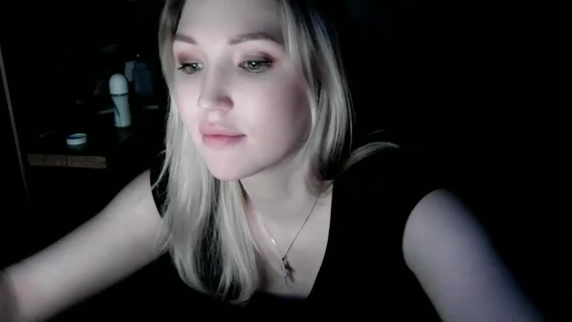 Gallery image thumbnail from Ashley_cutie_'s myfreecams stream on, 05/09/2024, 12:23 image 1 of 20