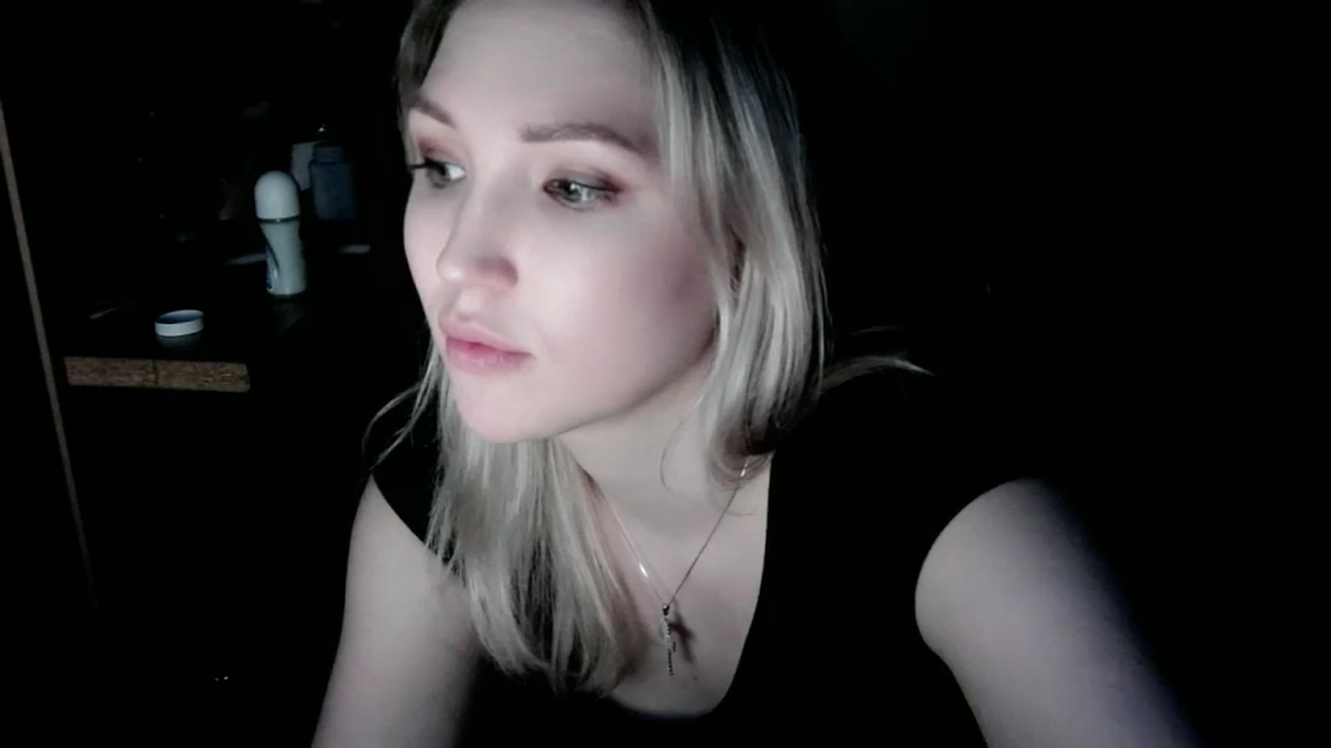 Gallery image thumbnail from Ashley_cutie_'s myfreecams stream on, 05/09/2024, 12:23 image 2 of 20