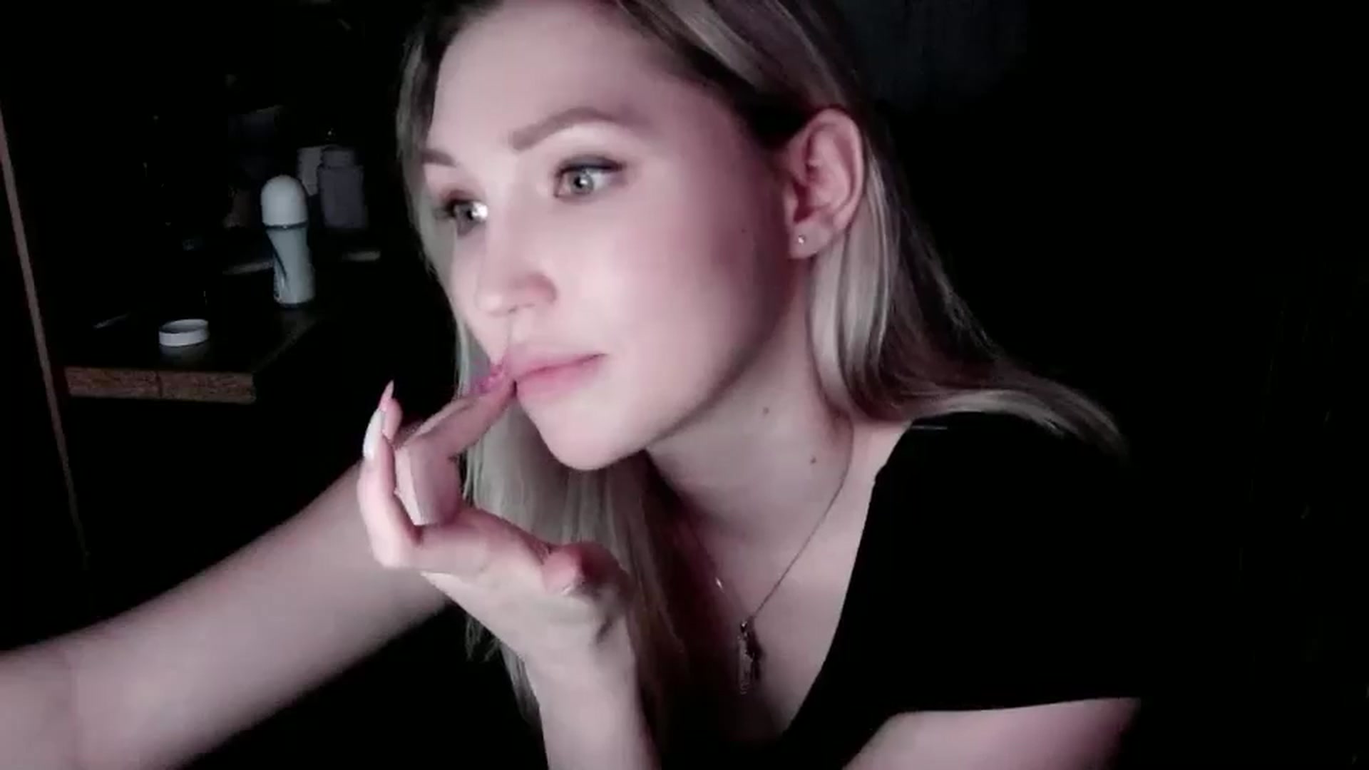 Gallery image thumbnail from Ashley_cutie_'s myfreecams stream on, 05/09/2024, 12:23 image 19 of 20