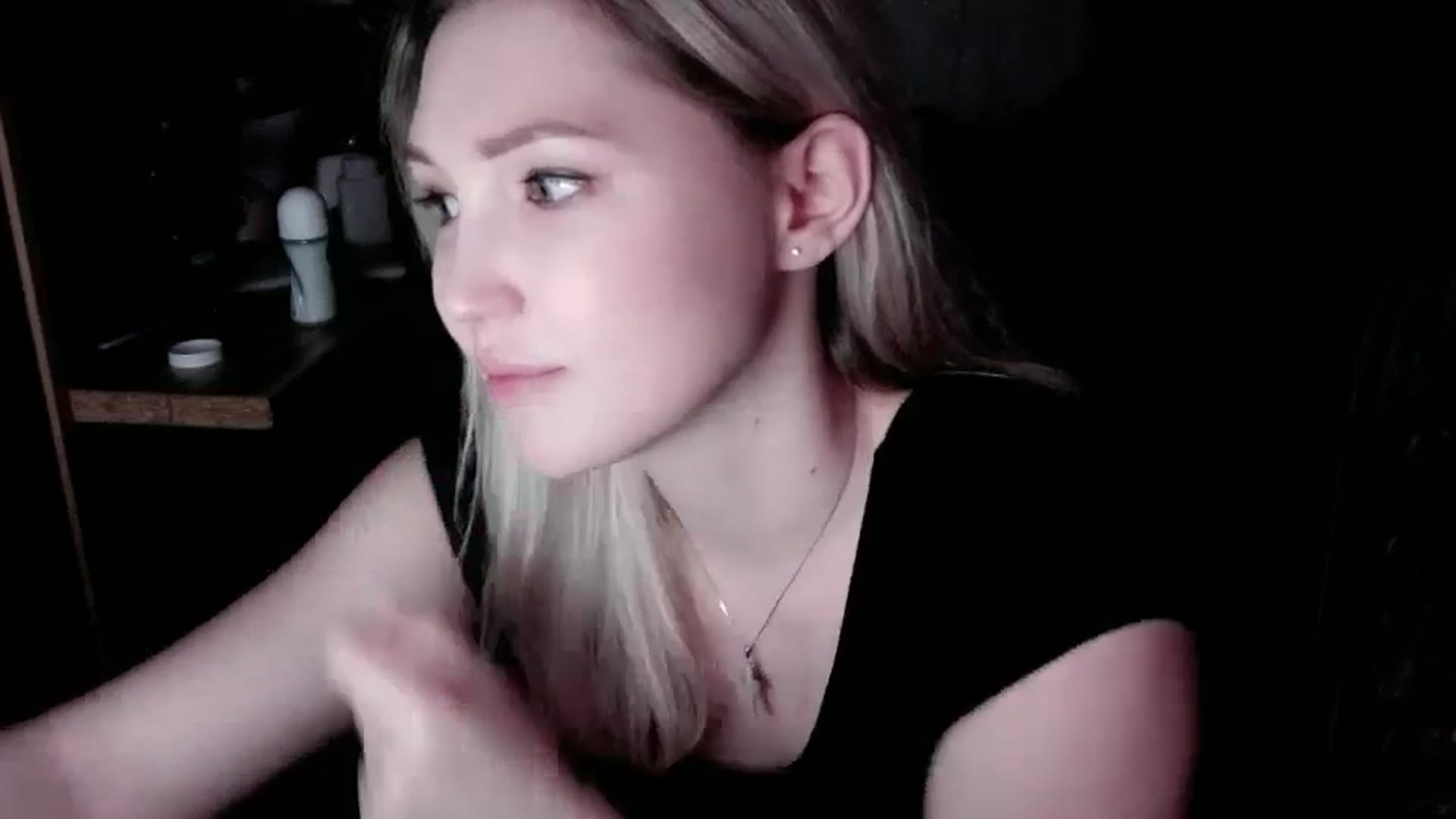 Gallery image thumbnail from Ashley_cutie_'s myfreecams stream on, 05/09/2024, 12:23 image 15 of 20