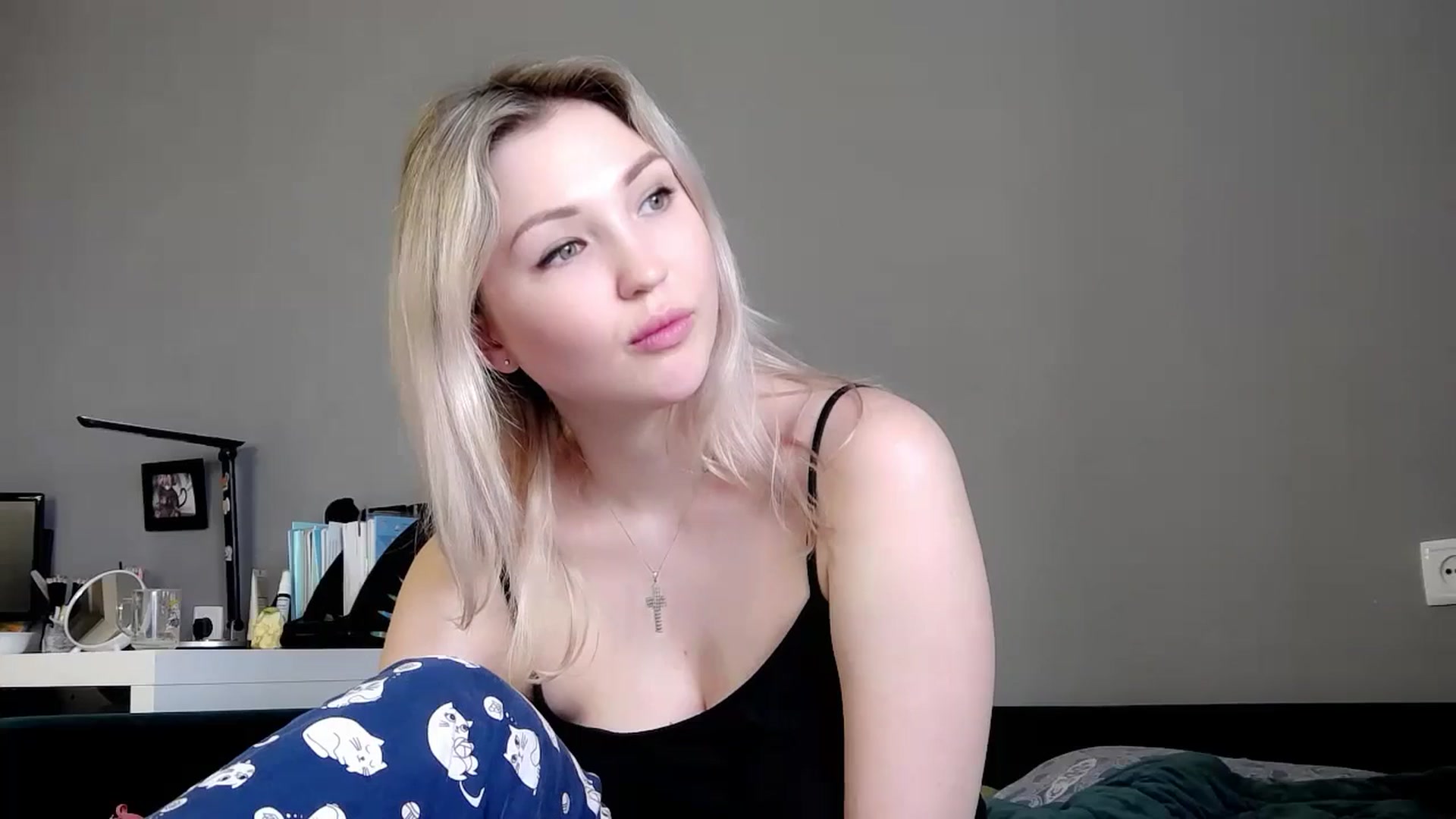 Gallery image thumbnail from Ashley_cutie_'s myfreecams stream on, 05/14/2024, 09:47 image 5 of 20