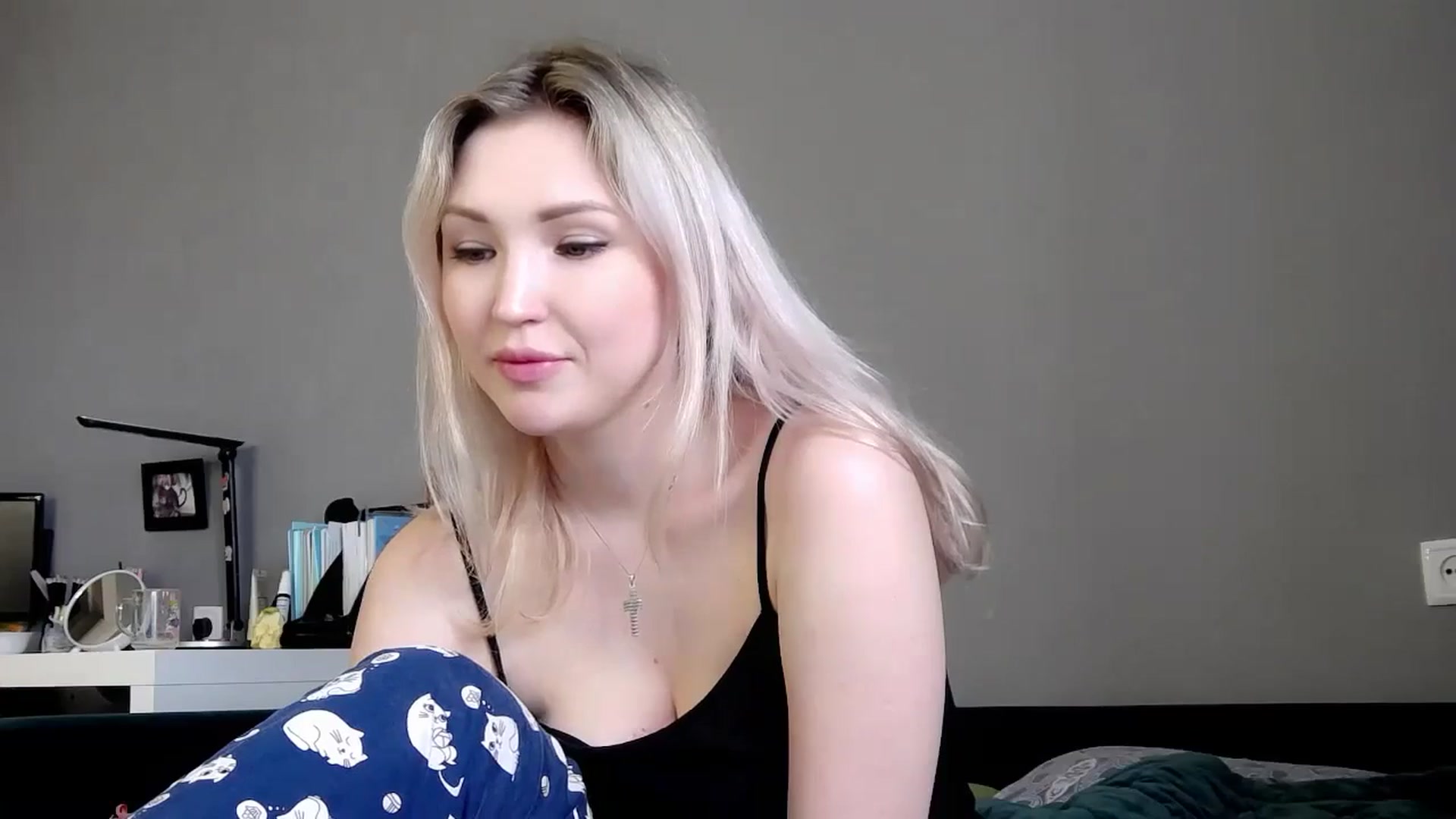 Gallery image thumbnail from Ashley_cutie_'s myfreecams stream on, 05/14/2024, 09:47 image 4 of 20
