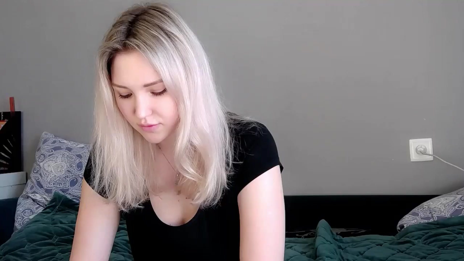 Gallery image thumbnail from Ashley_cutie_'s myfreecams stream on, 05/17/2024, 10:07 image 19 of 20