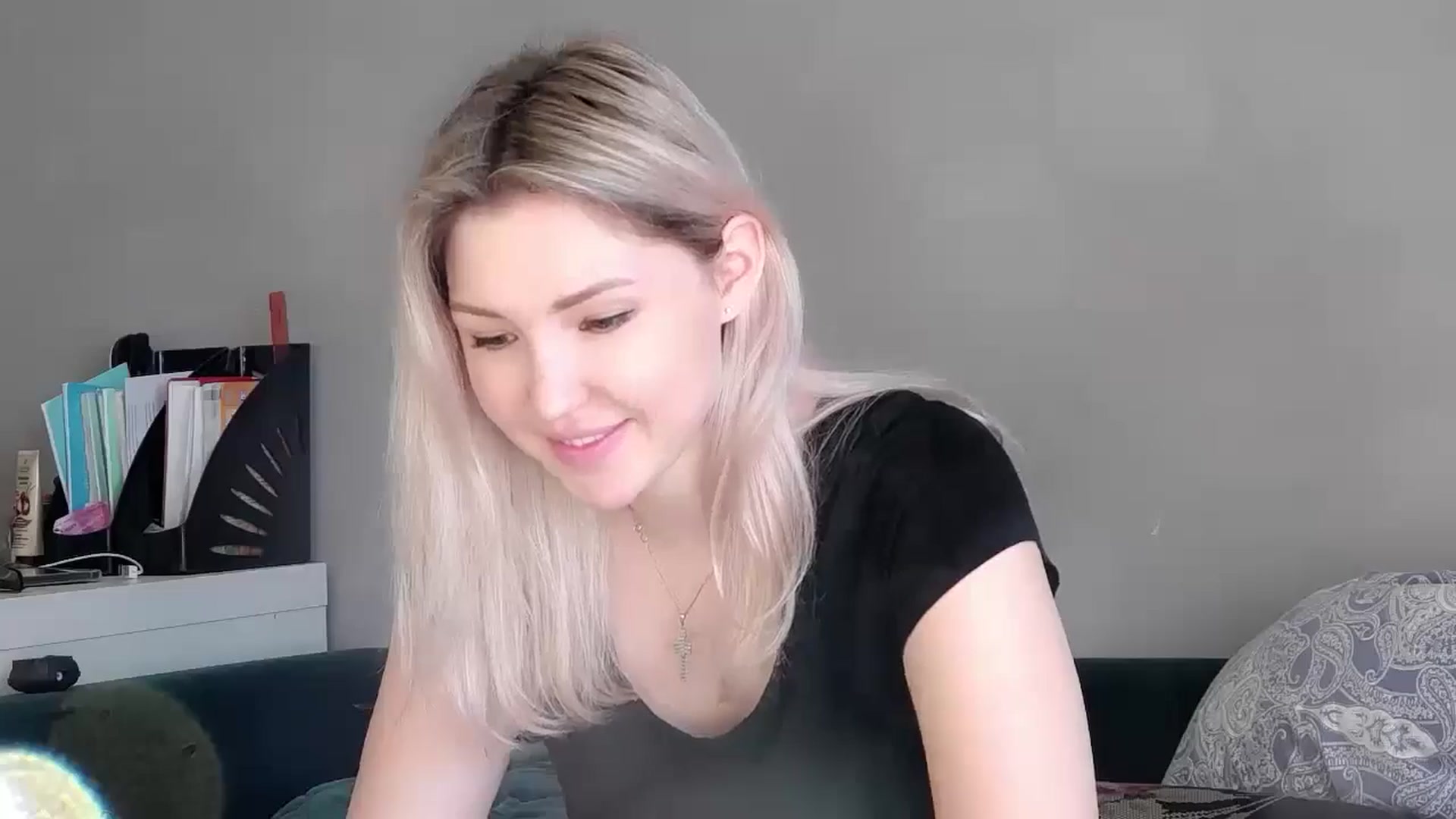 Gallery image thumbnail from Ashley_cutie_'s myfreecams stream on, 05/17/2024, 10:47 image 16 of 20