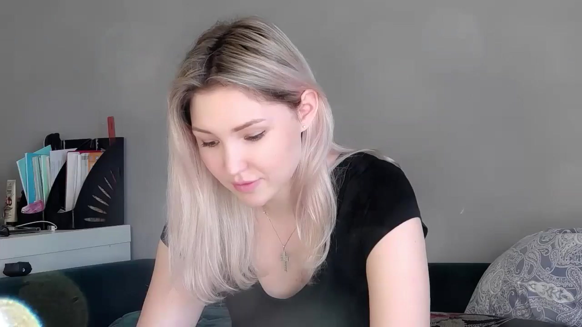 Gallery image thumbnail from Ashley_cutie_'s myfreecams stream on, 05/17/2024, 10:47 image 18 of 20
