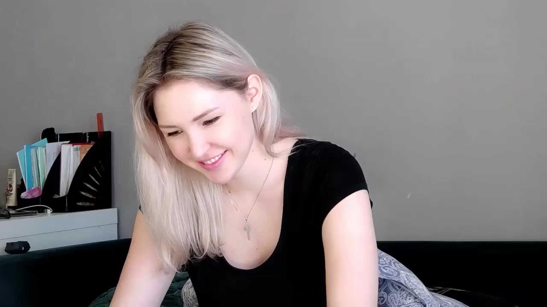 Gallery image thumbnail from Ashley_cutie_'s myfreecams stream on, 05/17/2024, 10:47 image 1 of 20