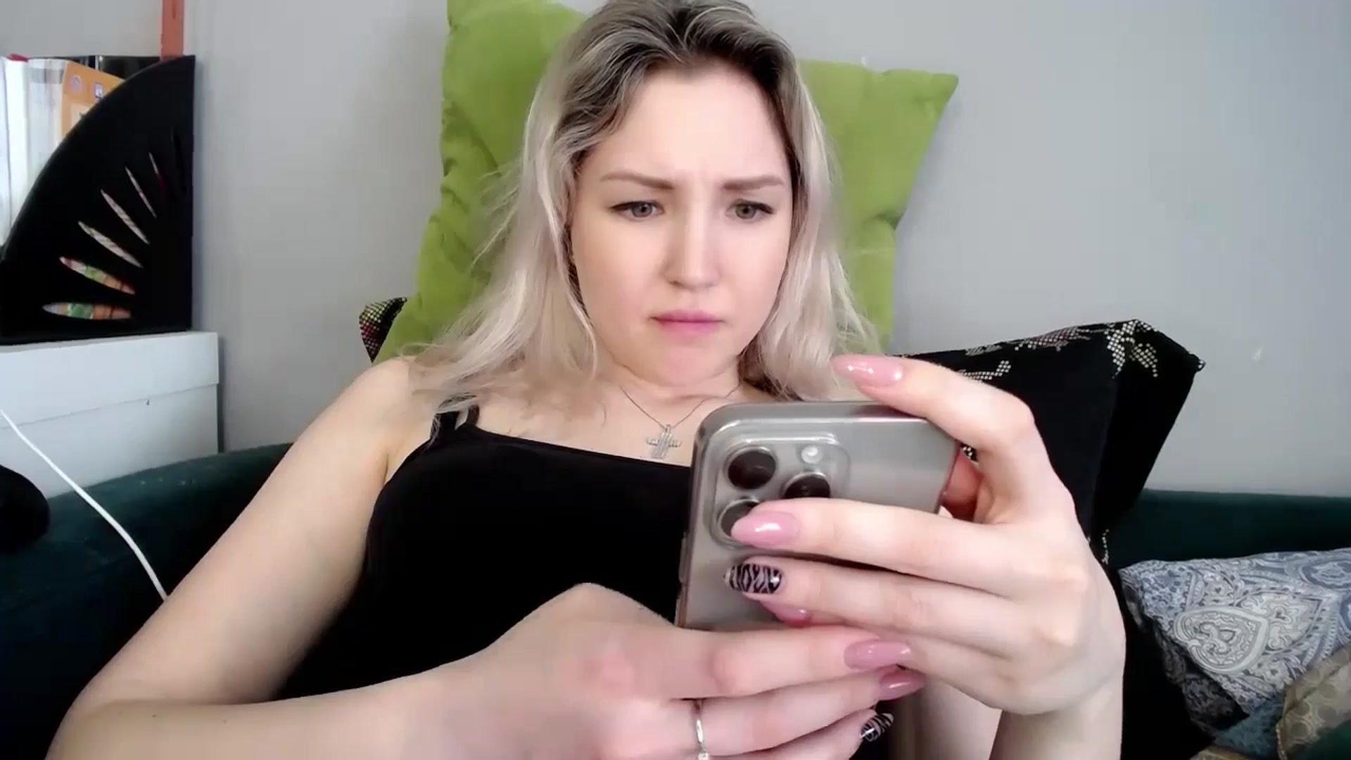 Gallery image thumbnail from Ashley_cutie_'s myfreecams stream on, 05/20/2024, 10:07 image 8 of 20