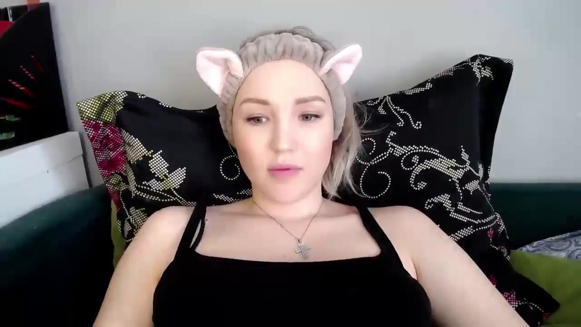 Gallery image thumbnail from Ashley_cutie_'s myfreecams stream on, 05/22/2024, 10:00 image 19 of 20