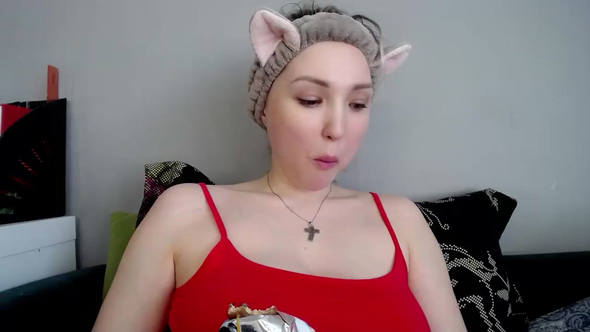 Gallery image thumbnail from Ashley_cutie_'s myfreecams stream on, 05/22/2024, 11:22 image 1 of 20