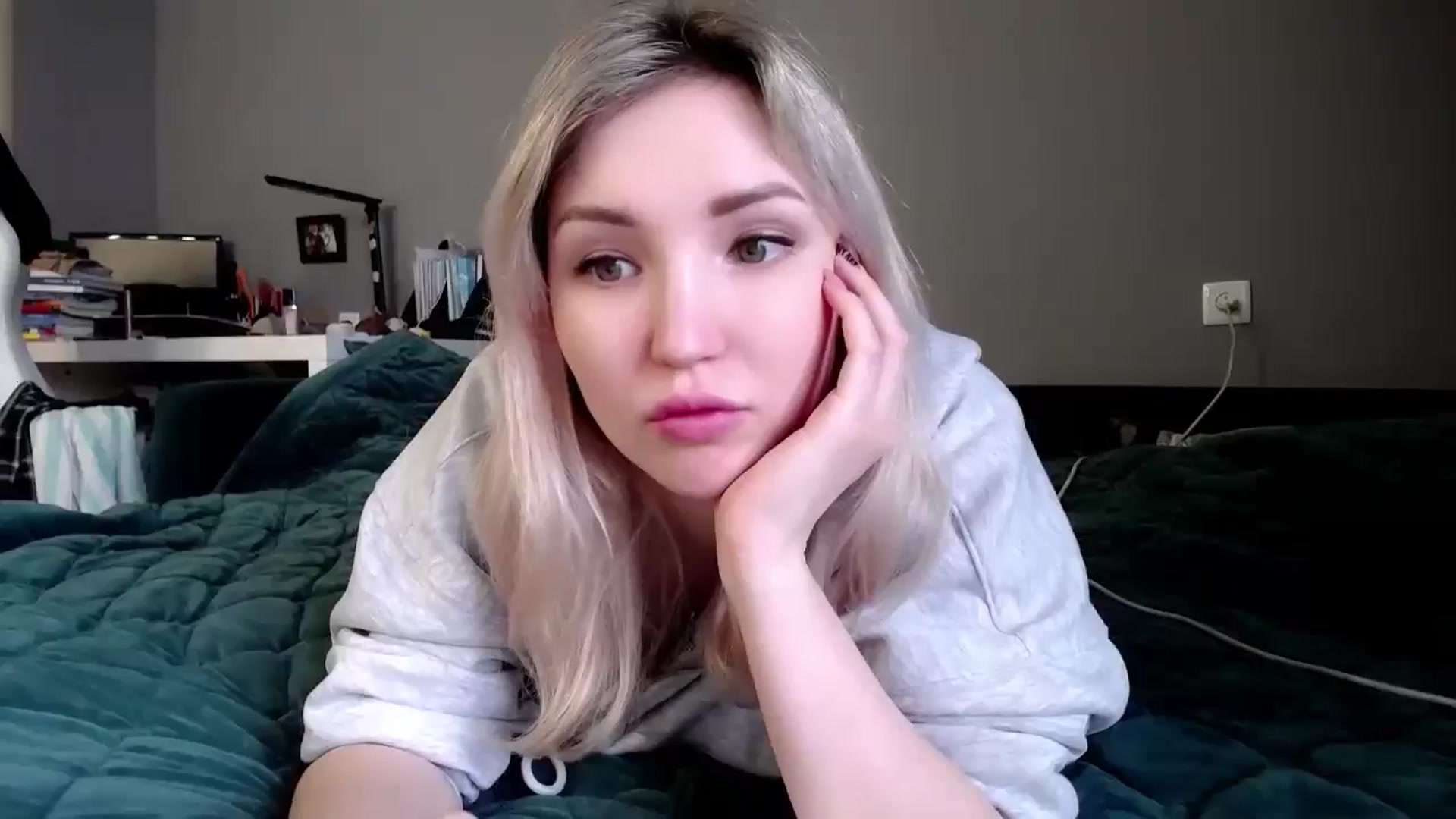 Gallery image thumbnail from Ashley_cutie_'s myfreecams stream on, 05/28/2024, 09:05 image 1 of 20