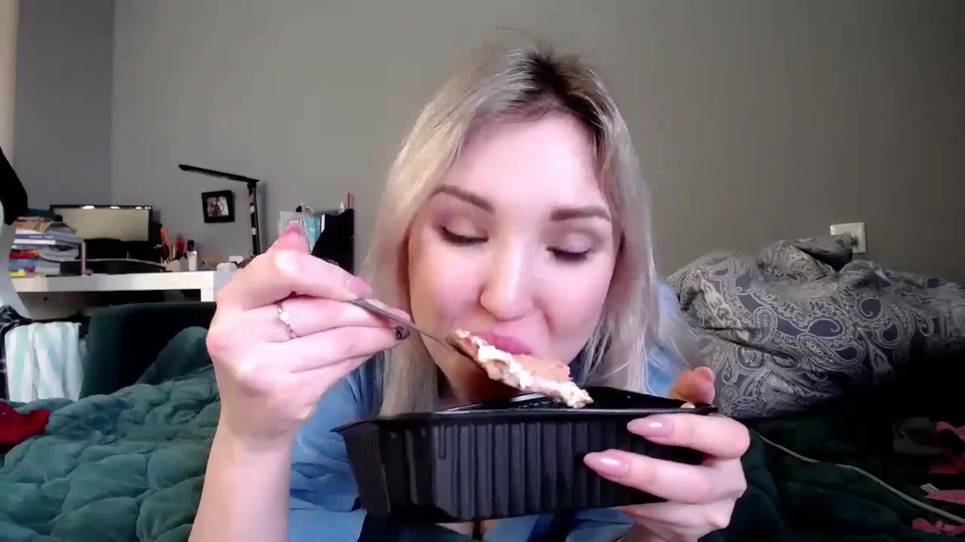 Gallery image thumbnail from Ashley_cutie_'s myfreecams stream on, 05/28/2024, 10:41 image 5 of 20