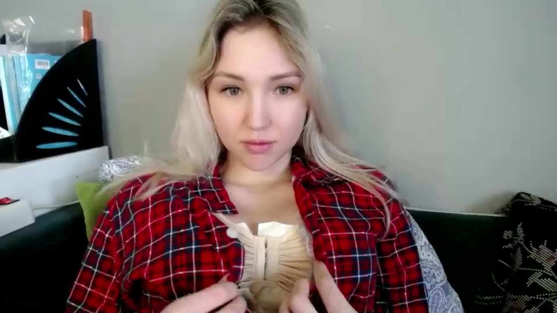 Gallery image thumbnail from Ashley_cutie_'s myfreecams stream on, 05/31/2024, 09:13 image 15 of 20