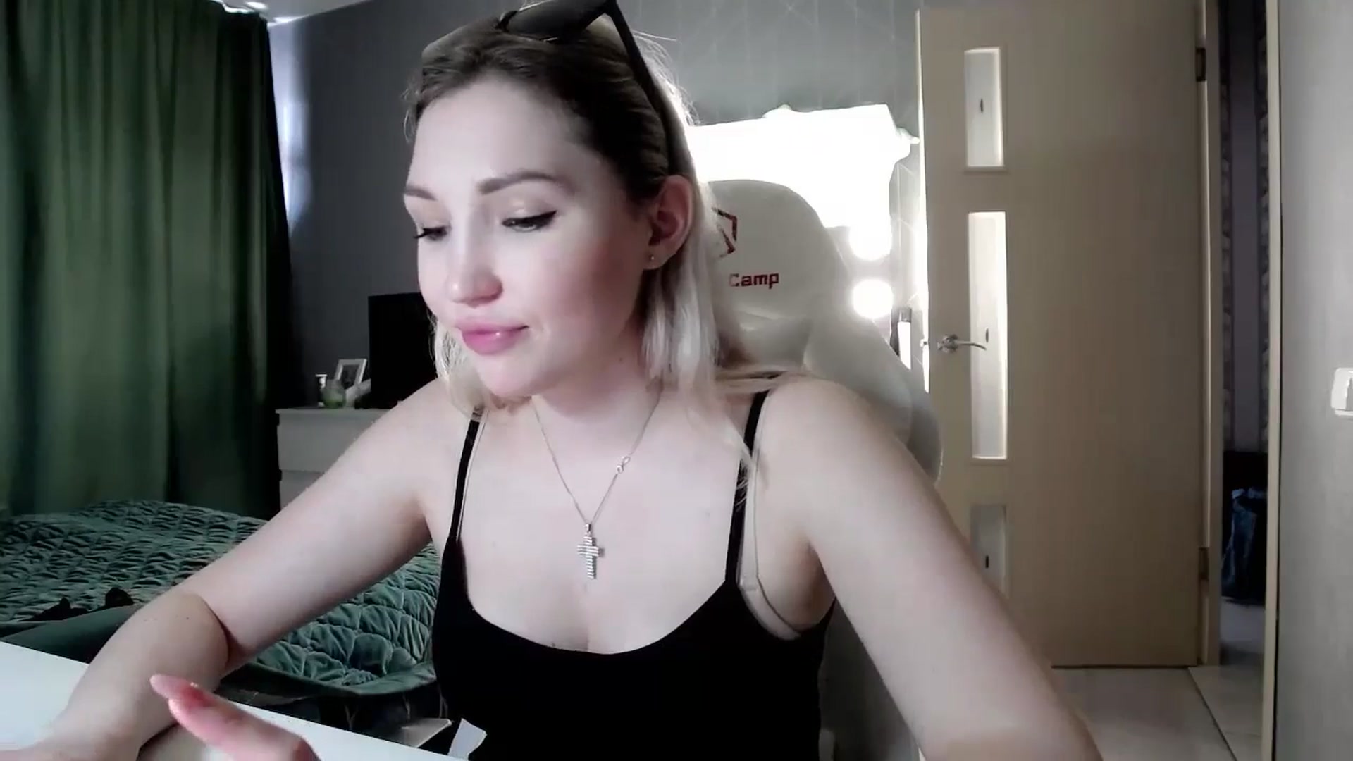 Gallery image thumbnail from Ashley_cutie_'s myfreecams stream on, 06/13/2024, 09:49 image 20 of 20