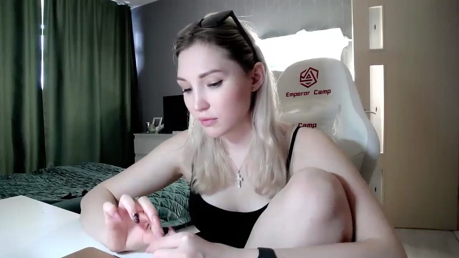 Gallery image thumbnail from Ashley_cutie_'s myfreecams stream on, 06/13/2024, 09:49 image 14 of 20