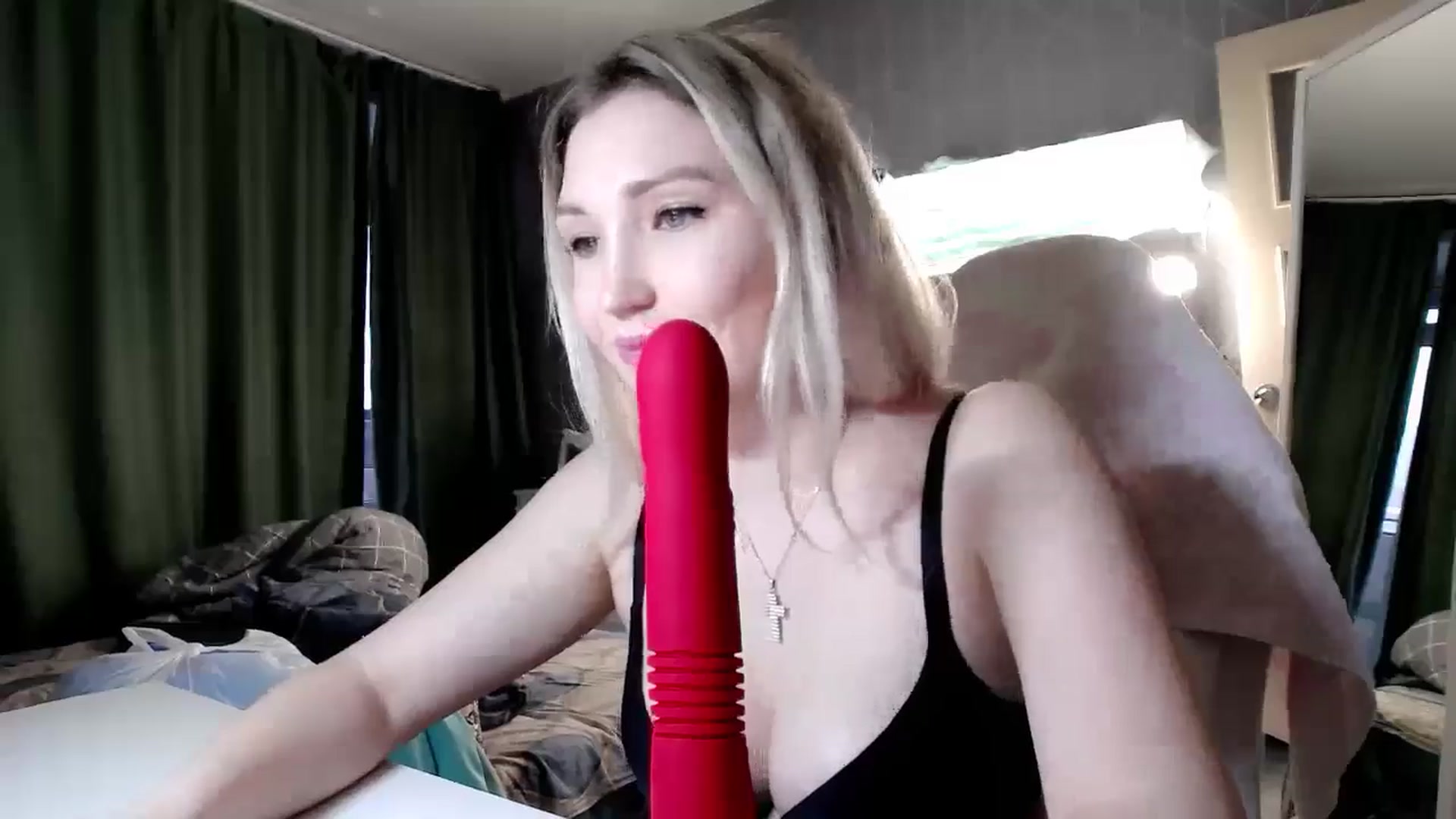 Gallery image thumbnail from Ashley_cutie_'s myfreecams stream on, 06/17/2024, 07:56 image 19 of 20