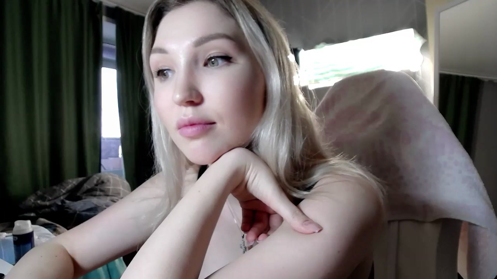 Gallery image thumbnail from Ashley_cutie_'s myfreecams stream on, 06/17/2024, 09:55 image 6 of 20