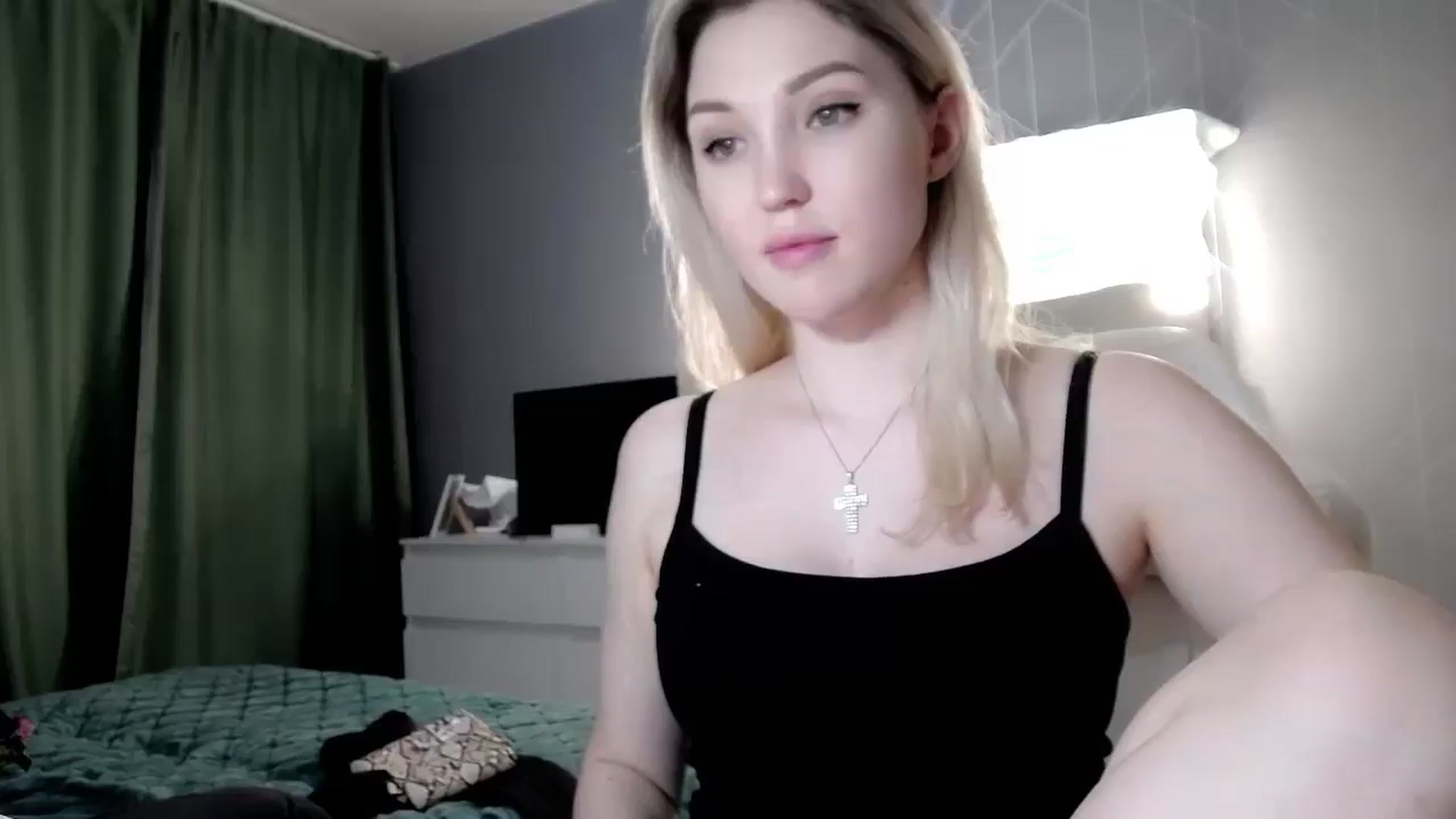 Gallery image thumbnail from Ashley_cutie_'s myfreecams stream on, 06/18/2024, 15:09 image 5 of 20