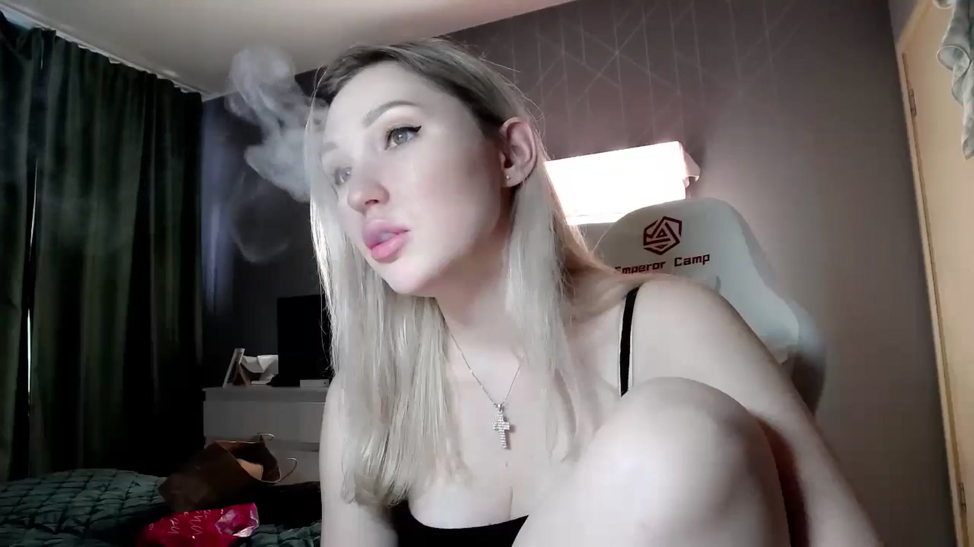 Gallery image thumbnail from Ashley_cutie_'s myfreecams stream on, 06/20/2024, 11:46 image 5 of 20