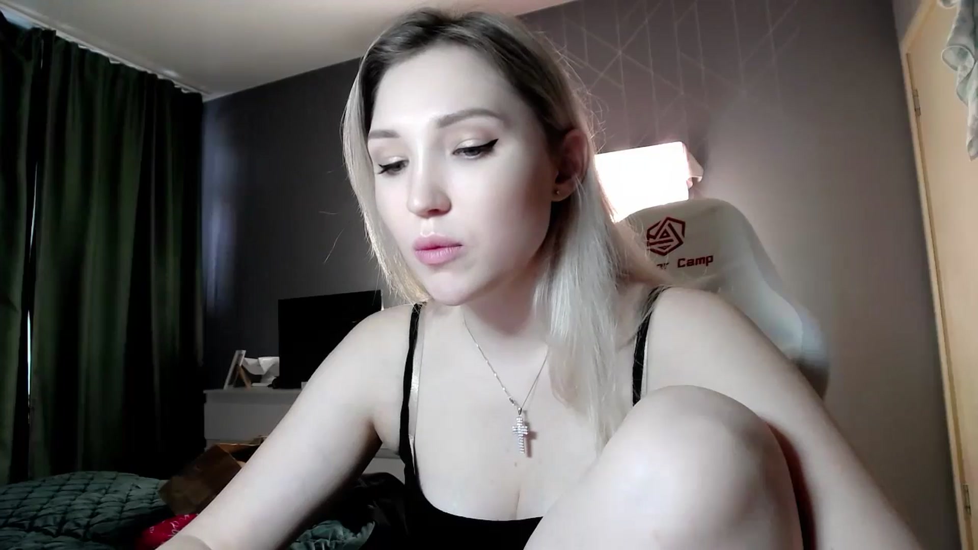 Gallery image thumbnail from Ashley_cutie_'s myfreecams stream on, 06/20/2024, 11:46 image 11 of 20