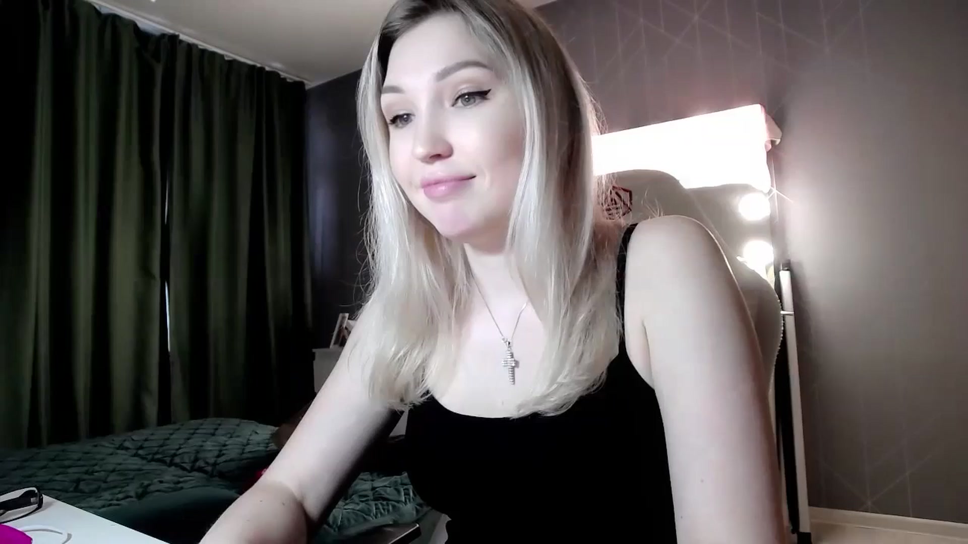 Gallery image thumbnail from Ashley_cutie_'s myfreecams stream on, 06/20/2024, 13:30 image 1 of 20
