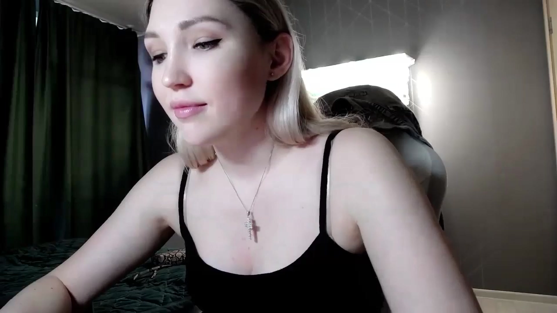 Gallery image thumbnail from Ashley_cutie_'s myfreecams stream on, 06/21/2024, 13:25 image 14 of 20