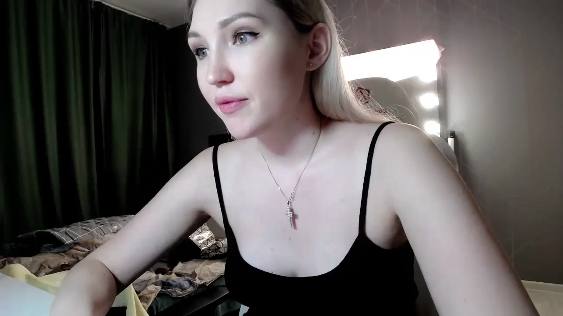Gallery image thumbnail from Ashley_cutie_'s myfreecams stream on, 06/22/2024, 16:45 image 16 of 20