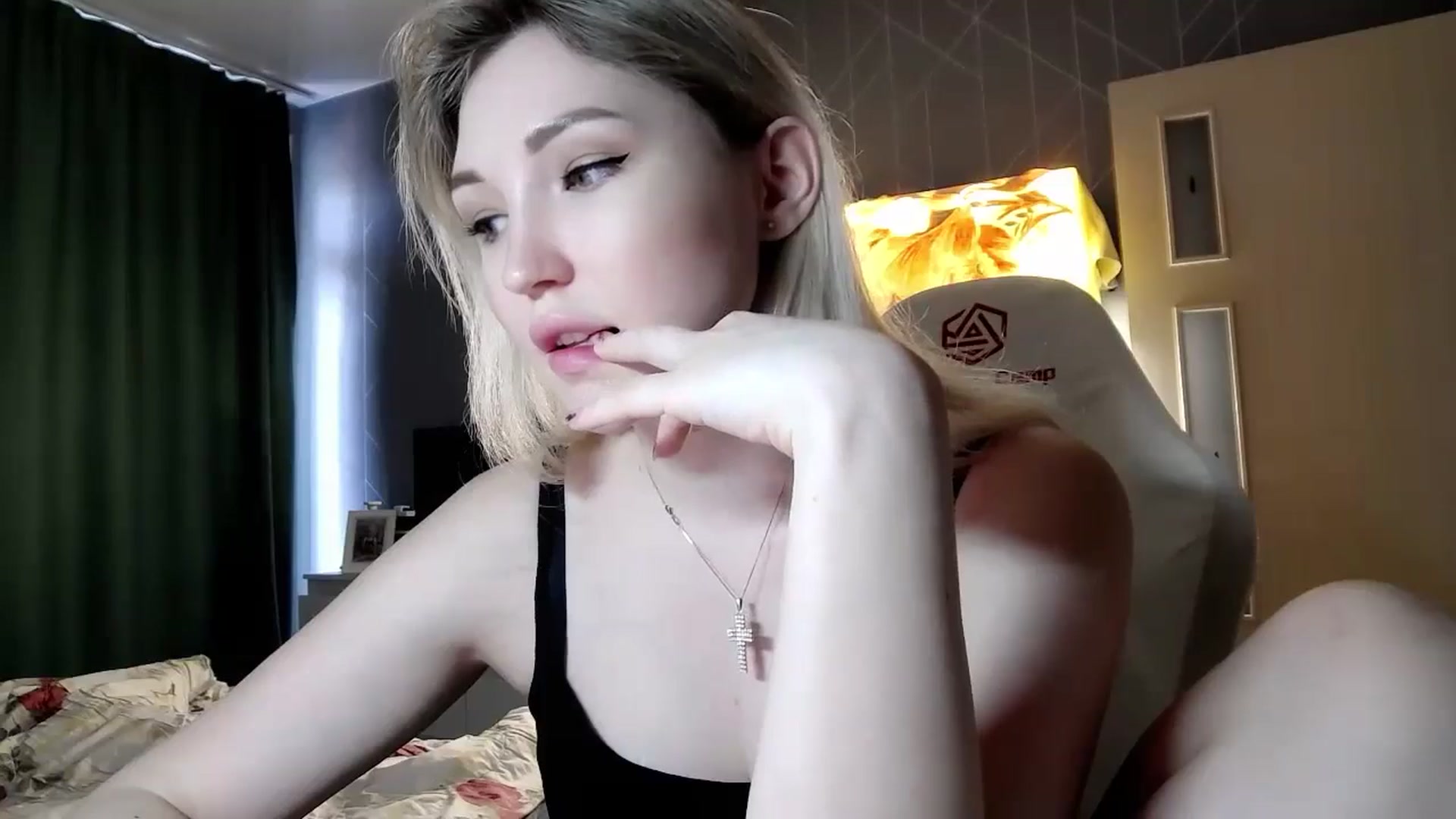 Gallery image thumbnail from Ashley_cutie_'s myfreecams stream on, 06/24/2024, 08:25 image 19 of 20