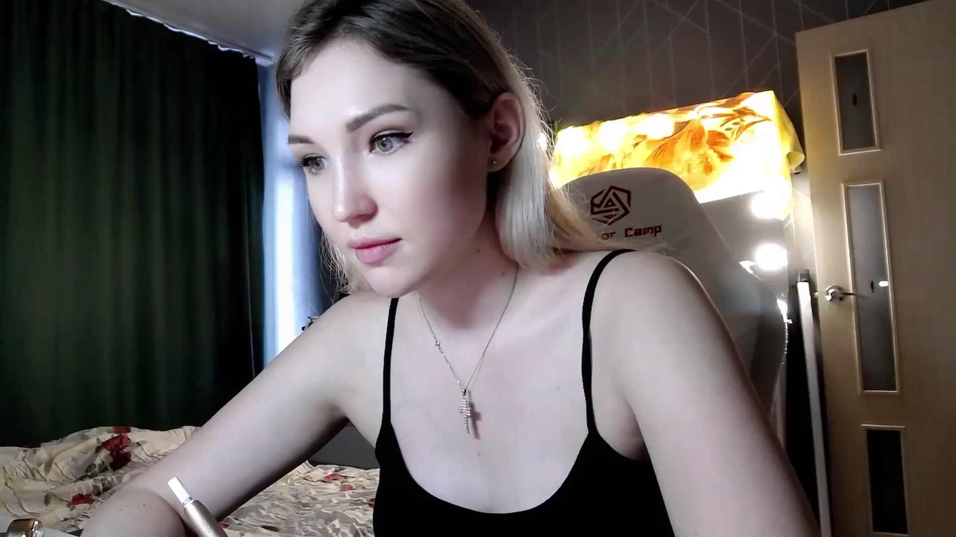 Gallery image thumbnail from Ashley_cutie_'s myfreecams stream on, 06/24/2024, 10:40 image 12 of 20