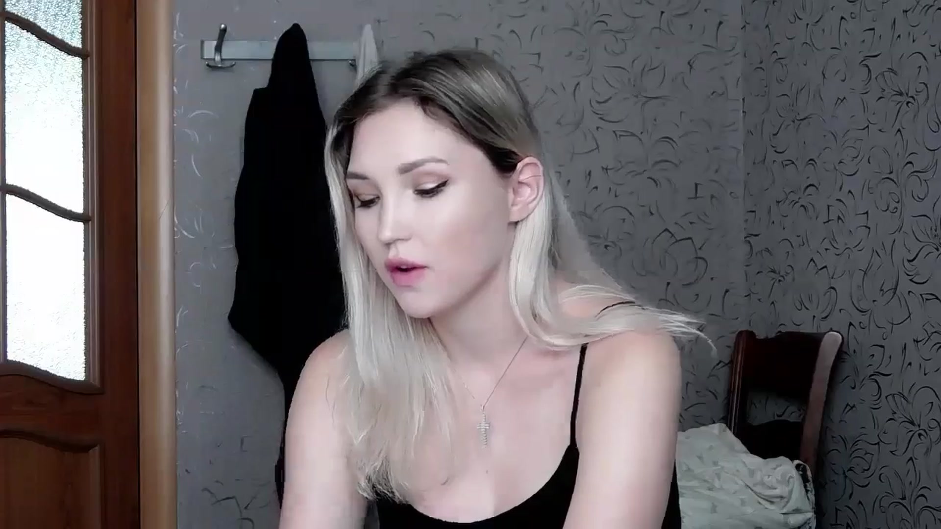 Gallery image thumbnail from Ashley_cutie_'s myfreecams stream on, 08/08/2024, 09:34 image 20 of 20