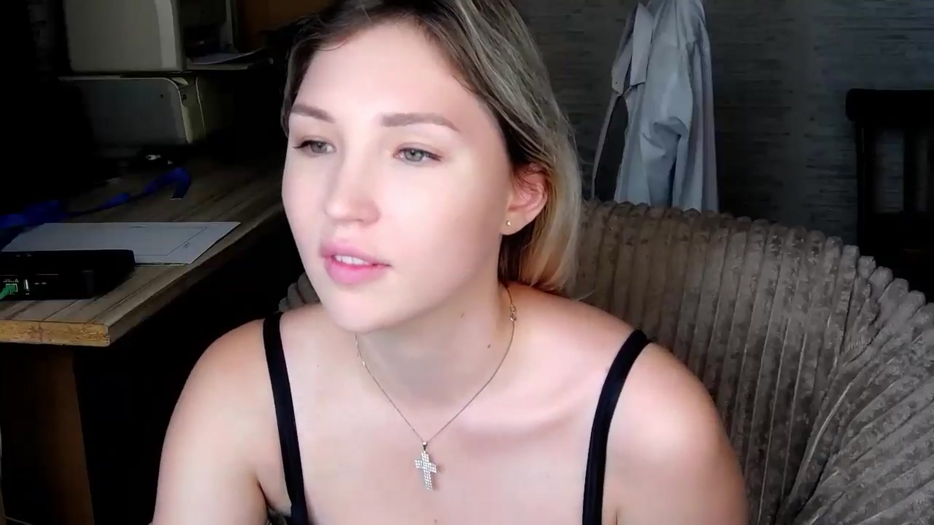 Gallery image thumbnail from Ashley_cutie_'s myfreecams stream on, 08/21/2024, 07:47 image 17 of 20