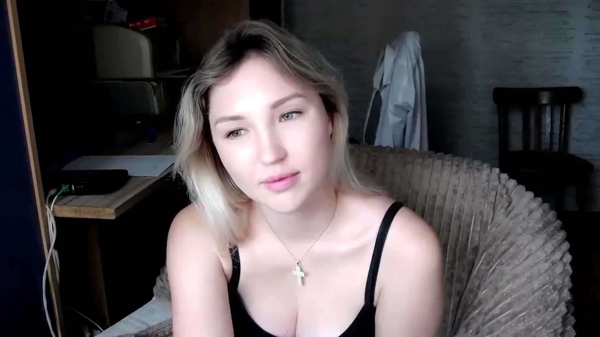Gallery image thumbnail from Ashley_cutie_'s myfreecams stream on, 08/21/2024, 07:47 image 5 of 20