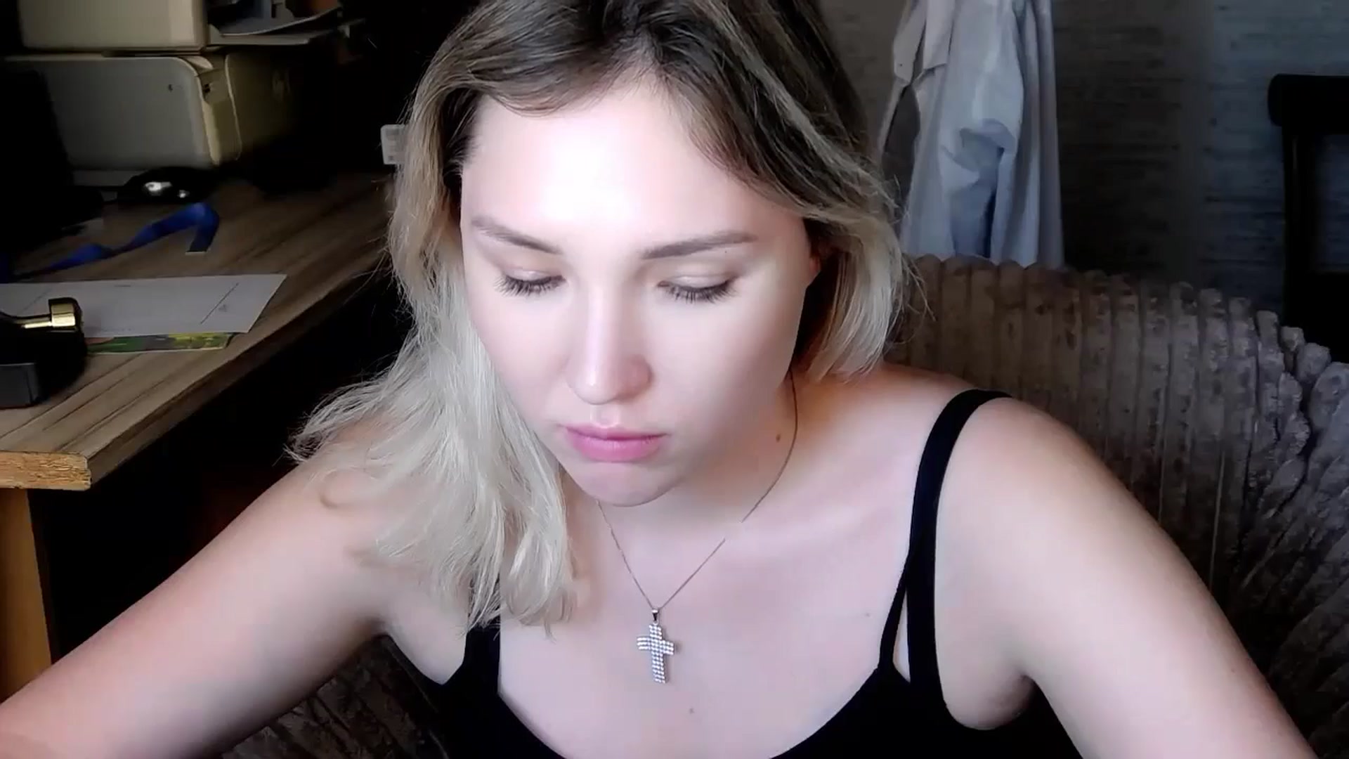 Gallery image thumbnail from Ashley_cutie_'s myfreecams stream on, 08/21/2024, 09:35 image 14 of 20